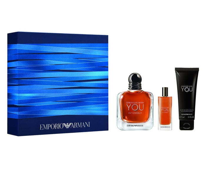 طقم جورجيو ارماني امبوريو ارماني سترونجر ويذ يو انتنسلي للرجال او دو بارفان 100 مل + ترافيل سايز 15 مل + جل دش 75 مل